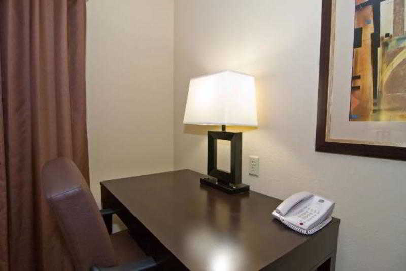 Best Western Bastrop Pines Inn Zewnętrze zdjęcie